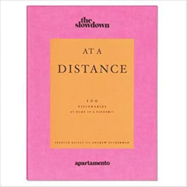 Na dálku: 100 vizionářů doma v pandemii - At a Distance: 100 Visionaries at Home in a Pandemic
