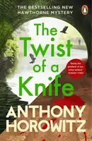 Twist of a Knife - Strhující záhada zamčeného pokoje od autora kriminálních bestsellerů - Twist of a Knife - A gripping locked-room mystery from the bestselling crime writer